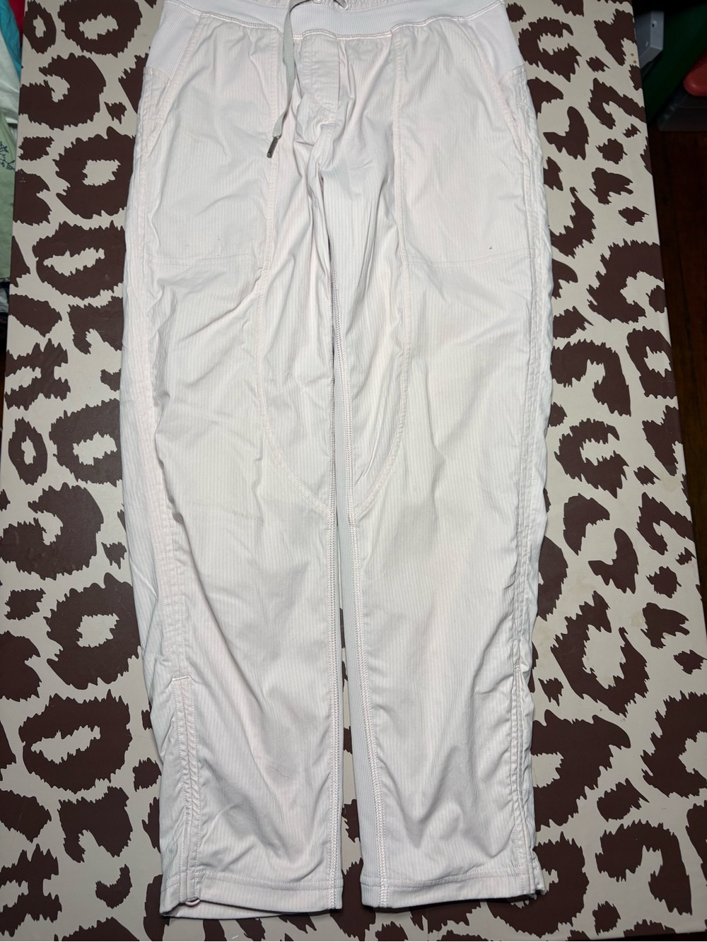 Lululemon Dance Studio Pant Rare Pink Pinstripe – Size 2
